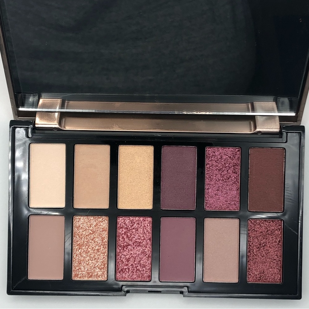 Klean Color Eyeshadow Palette
